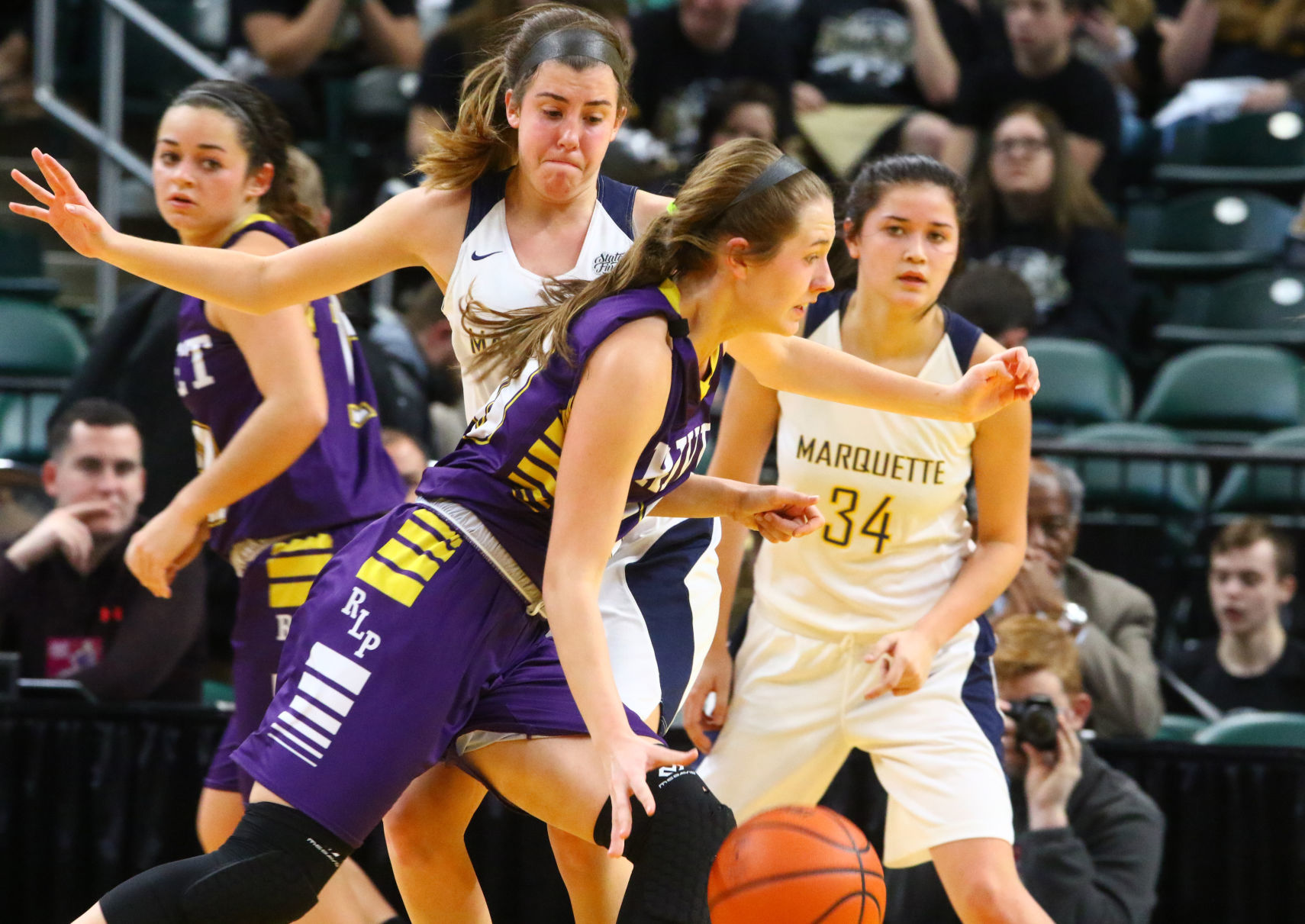 Gallery: Girls Basketball State Finals: Marquette Catholic vs. Vincennes Rivet